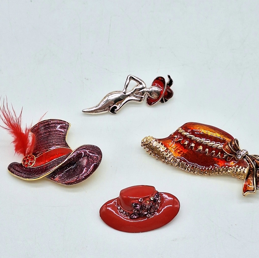 Bundle of‎ 4 Red Hat Society Brooches MB